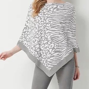 Barefoot Dreams Cozy Chic Ultra Lite Ocean Breeze Animal Print Poncho Grey OS
